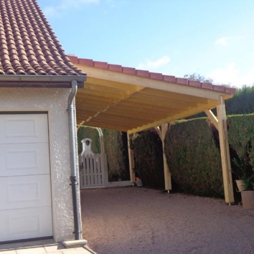 Carport bois couverture tuiles à Abrest