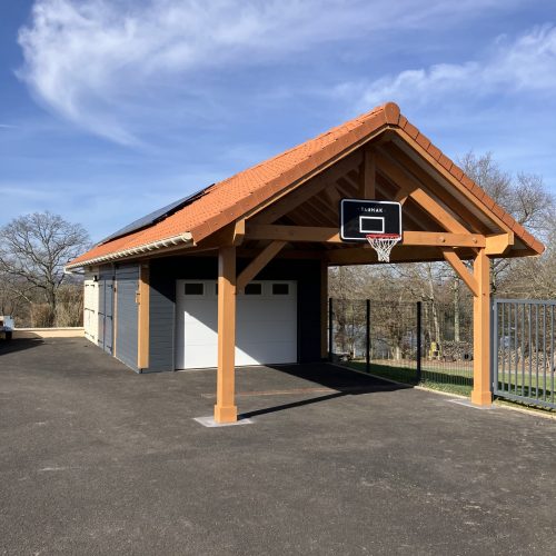 Carport/garage bois Douglas couverture tuiles à Mariol
