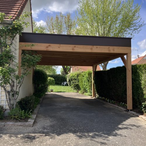 Carport bois Douglas couverture membrane d&rsquo;étanchéité à Bellerive sur Allier