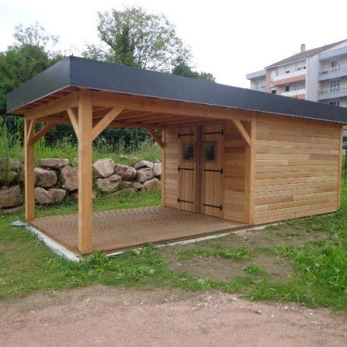 Abris de jardin bardage Red Cedar couverture membrane d&rsquo;étanchéité à Vichy