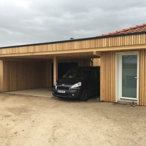 Carport Bois couverture membrane d&rsquo;étanchéité à Espinasse-Vozelle