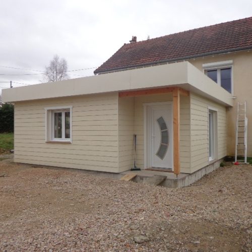 Extension ossature bois bardage ciment couverture membrane d&rsquo;étanchéité à Randan