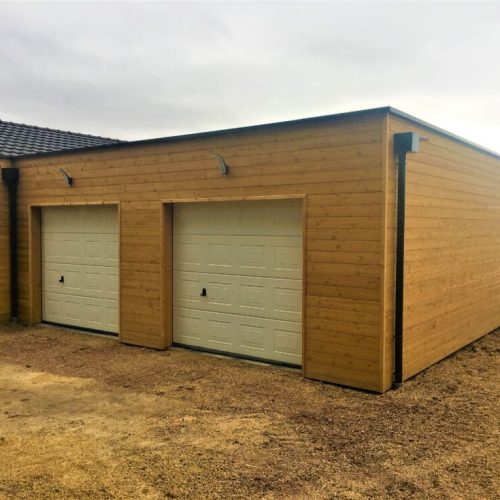 Garage ossature bois bardage Mélèze saturé à Vendat