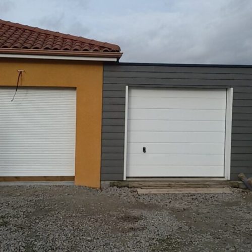 Garage ossature bois bardage ciment à Saint-Ignat