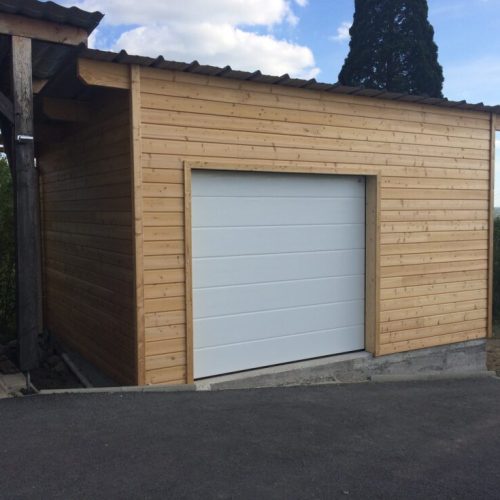 Garage ossature bois bardage Mélèze à Abrest